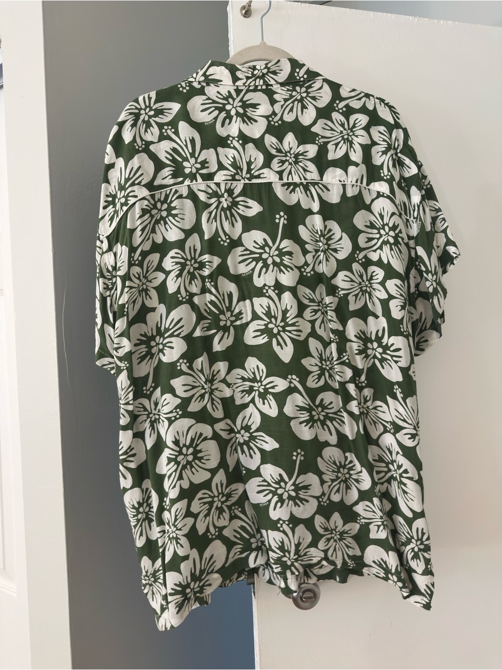 Benoa Swim Green Batik Aloha Shirt - Picture 2 of 2